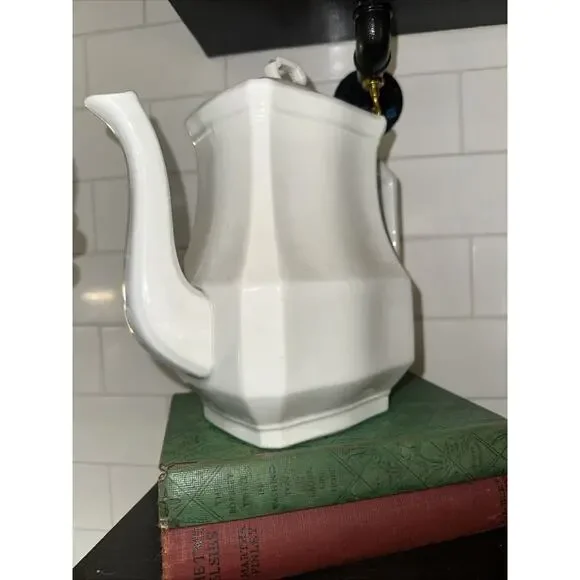 Antique 1890s Ironstone Teapot by J & G Meakin of England